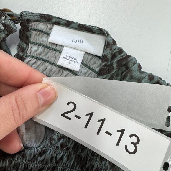 J.Jill Top Womens Small Green Leopard Smocked Shift Blouse Tunic - Picture 3 of 5